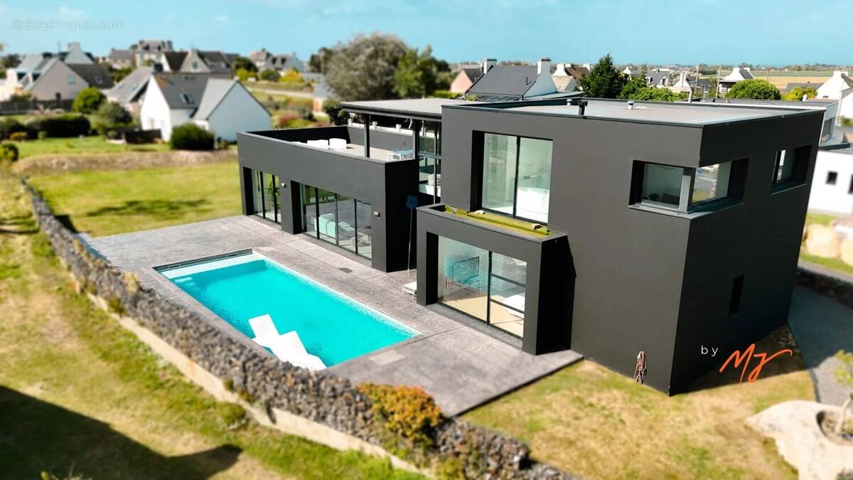 Maison à BRIGNOGAN-PLAGE