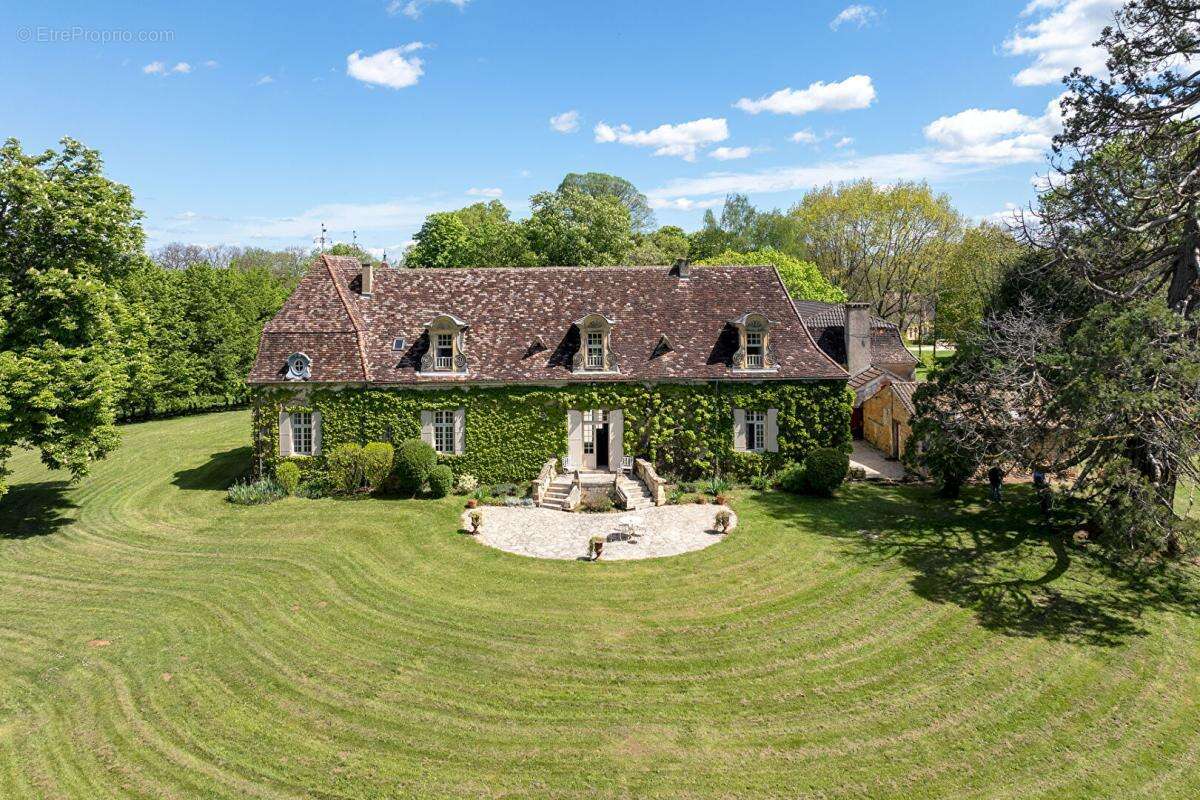 Maison à SAINTE-ALVERE