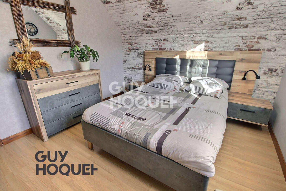 Maison à LIMEIL-BREVANNES