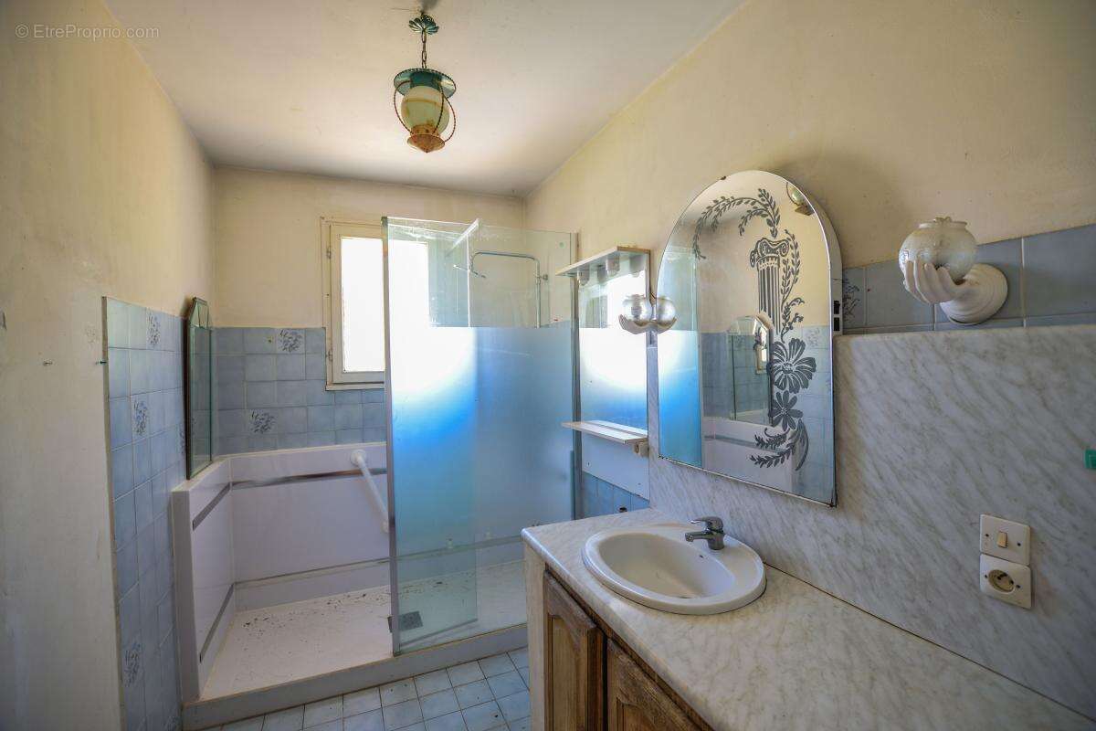 Maison 5 pièces de plain-pied – 90 m² avec jardin à Villeneuve-lès-Avignon - photo 8