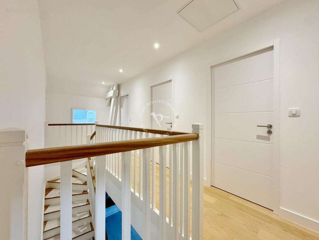 Maison à LE POULIGUEN