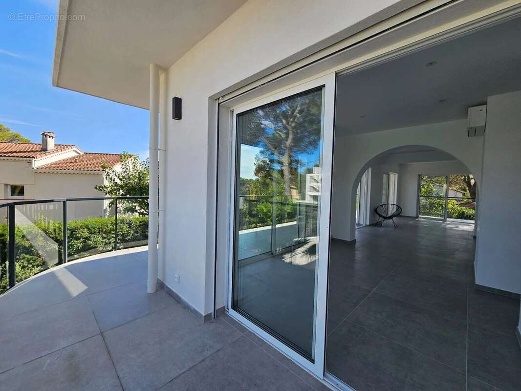 Appartement à SAINT-RAPHAEL