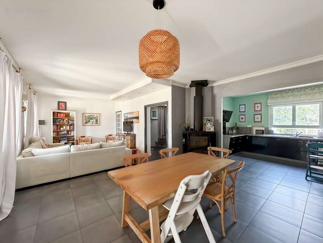 Maison 180 m² à Fonsorbes  - photo 2