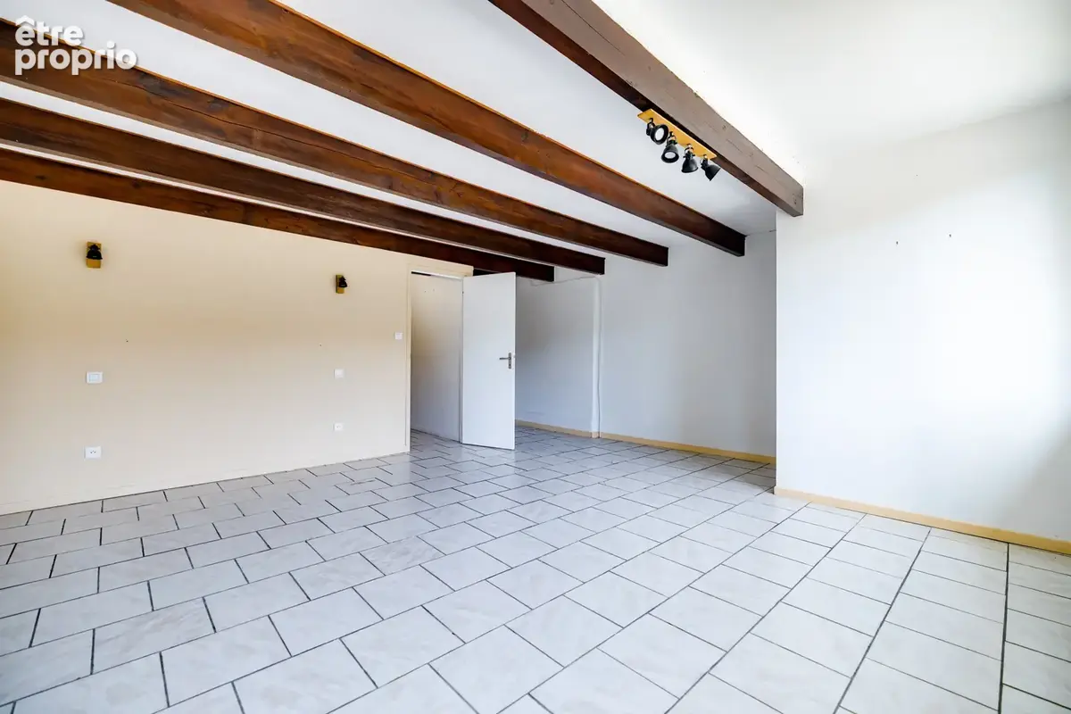 Maison rénovée avec grande terrasse et garage   Quartier Saint Jacques - Cognac, 4 chambres - photo 11