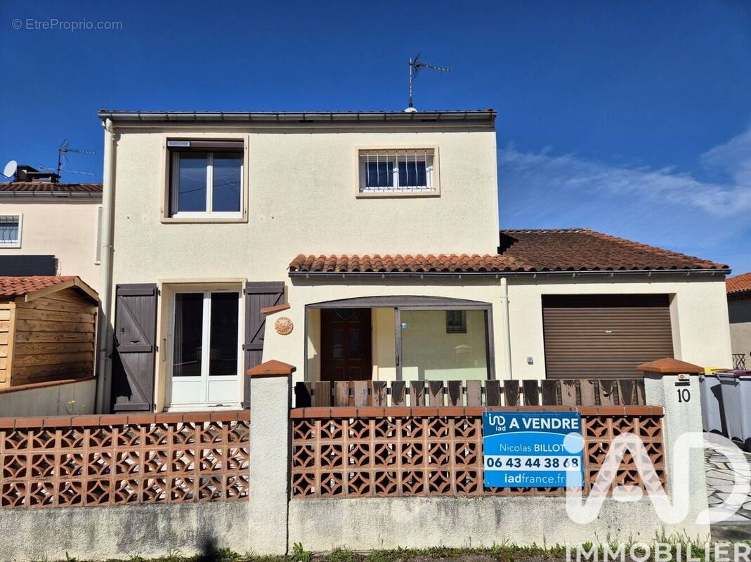 Photo 1 - Maison à AIGUEFONDE