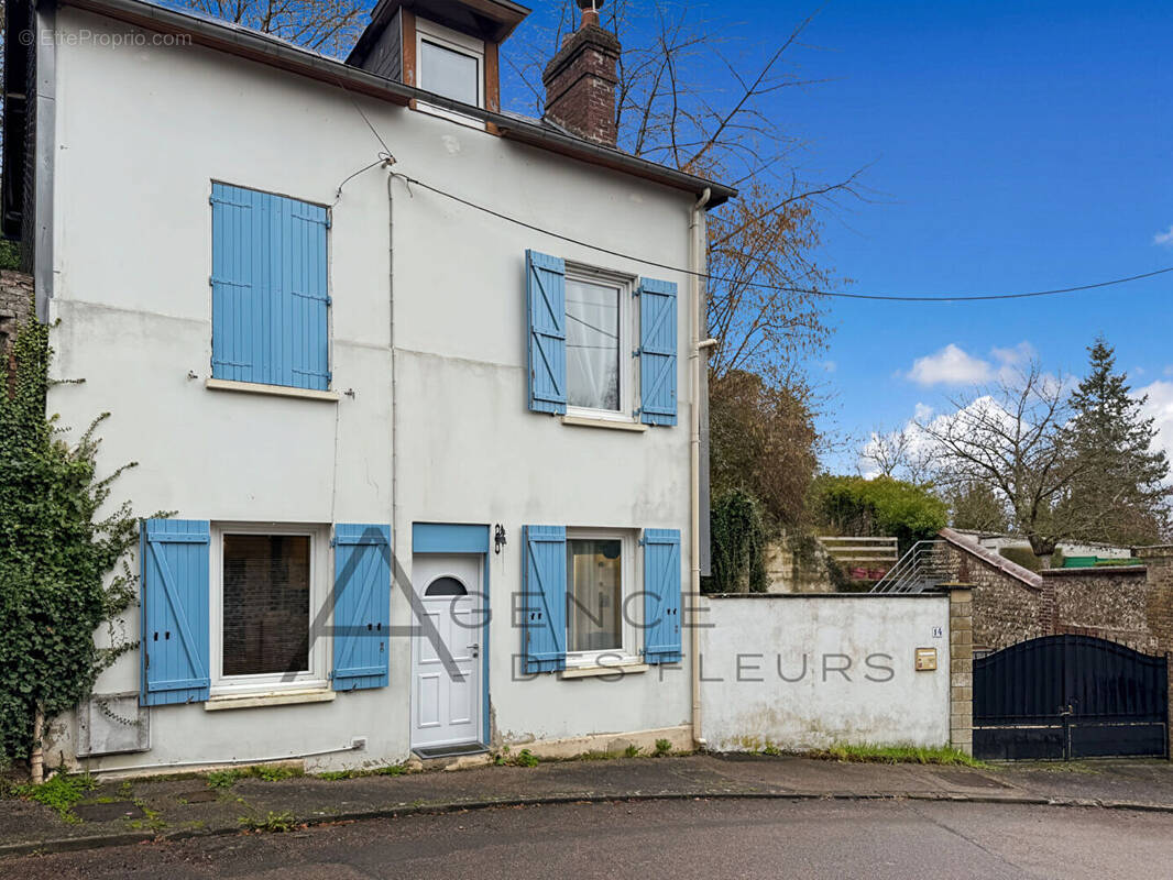 Maison à ELBEUF