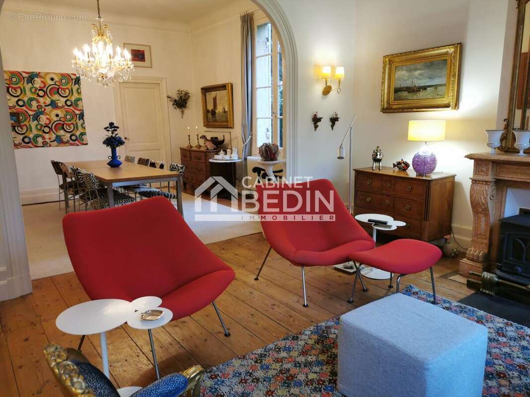 Maison à SAINT-SEURIN-SUR-L'ISLE