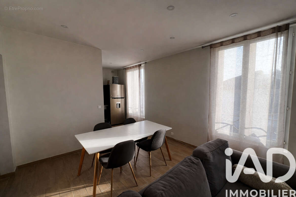 Photo 2 - Appartement à SAVIGNY-SUR-ORGE