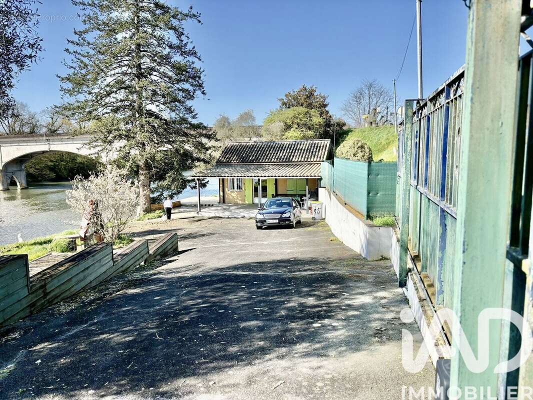 Maison 50 m² à Saint-Capraise-De-Lalinde  - photo 6