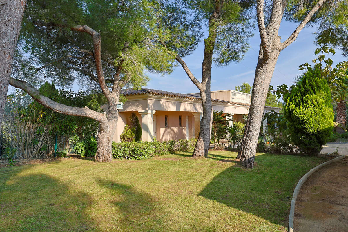 Maison à ENSUES-LA-REDONNE