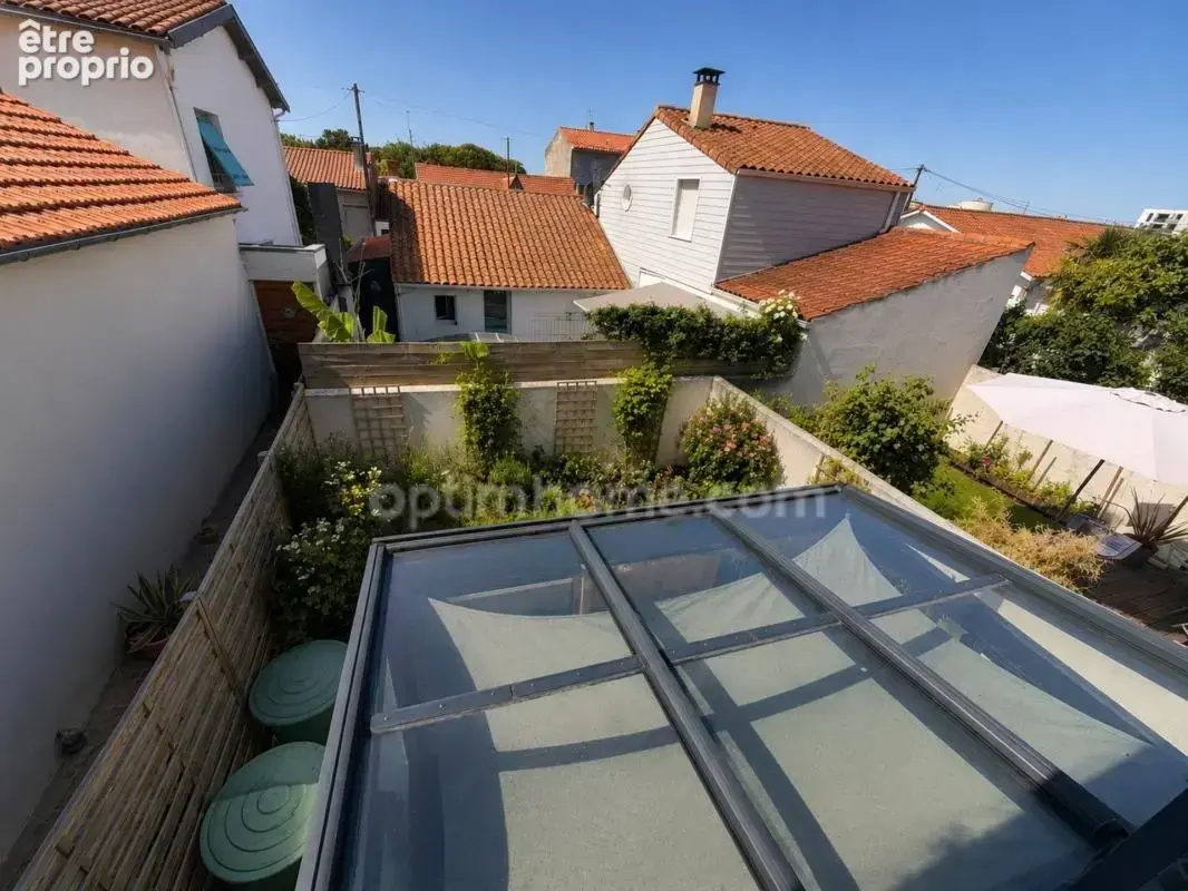 Maison 3 chambres avec jardin et véranda LA ROCHELLE (17) - photo 6