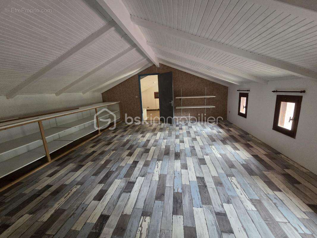Maison familiale 5 chambres dans un environnement paisible - photo 15