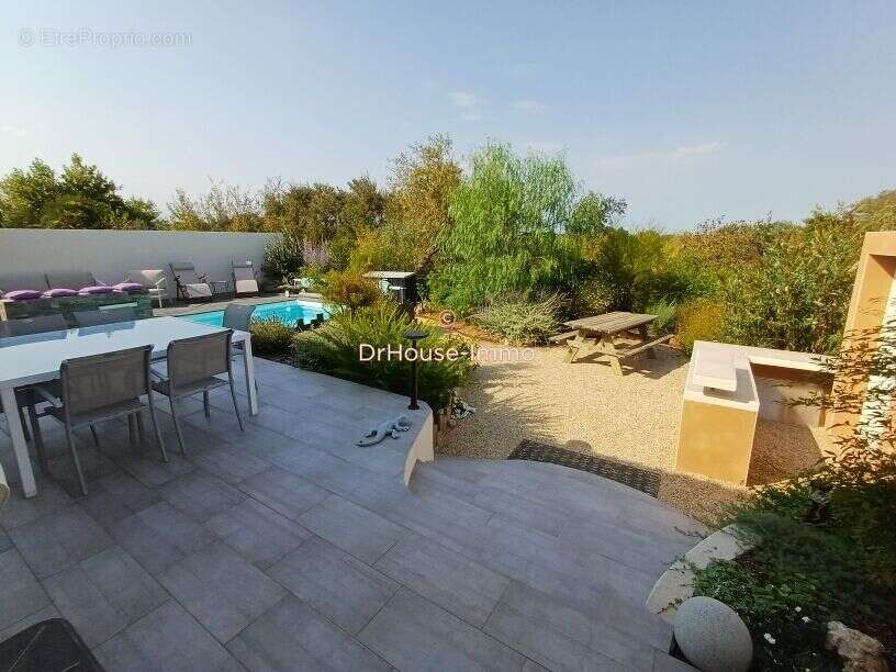 Maison 107 m² à Saint-Thibery  - photo 3