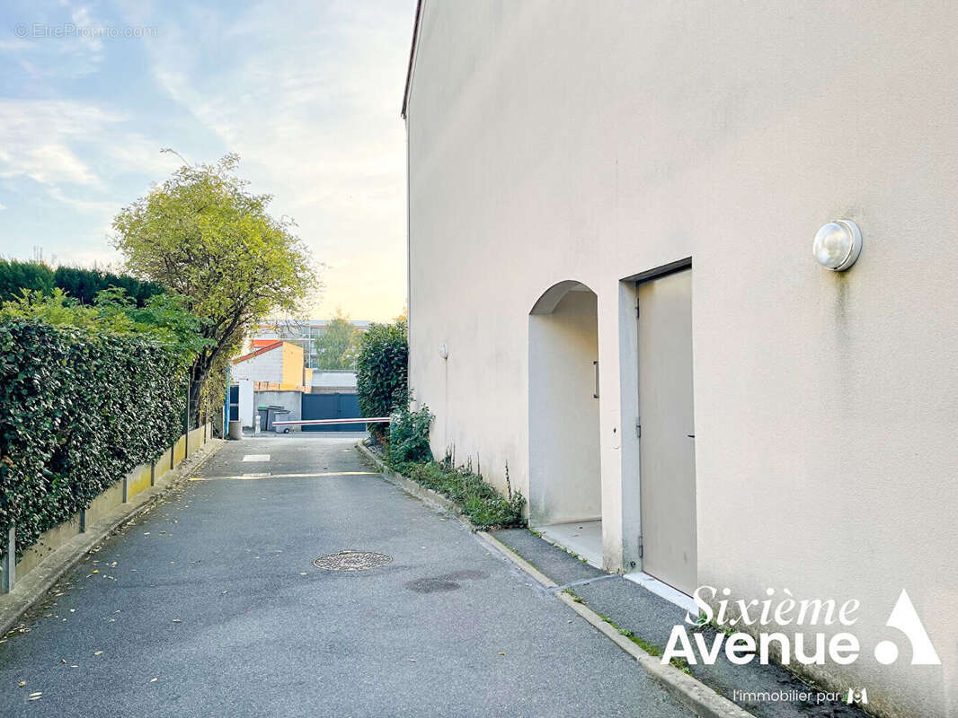 Appartement à CHILLY-MAZARIN