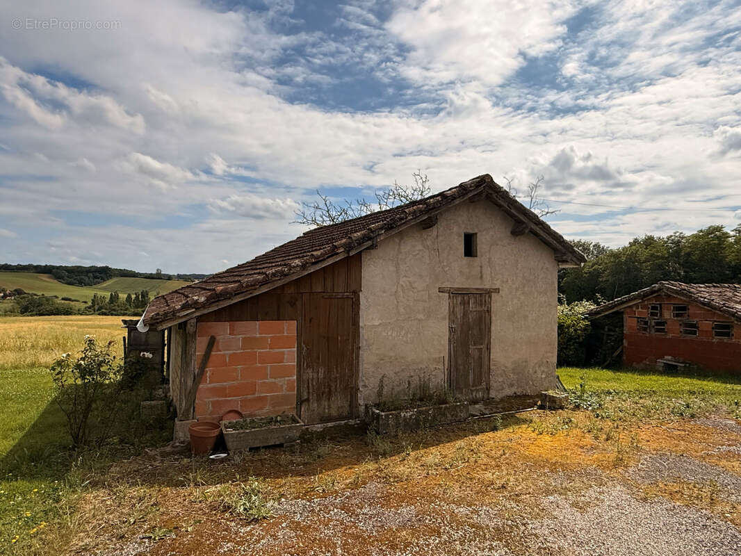 Maison en pierre avec chalet bois, grange et vue panoramique - photo 20