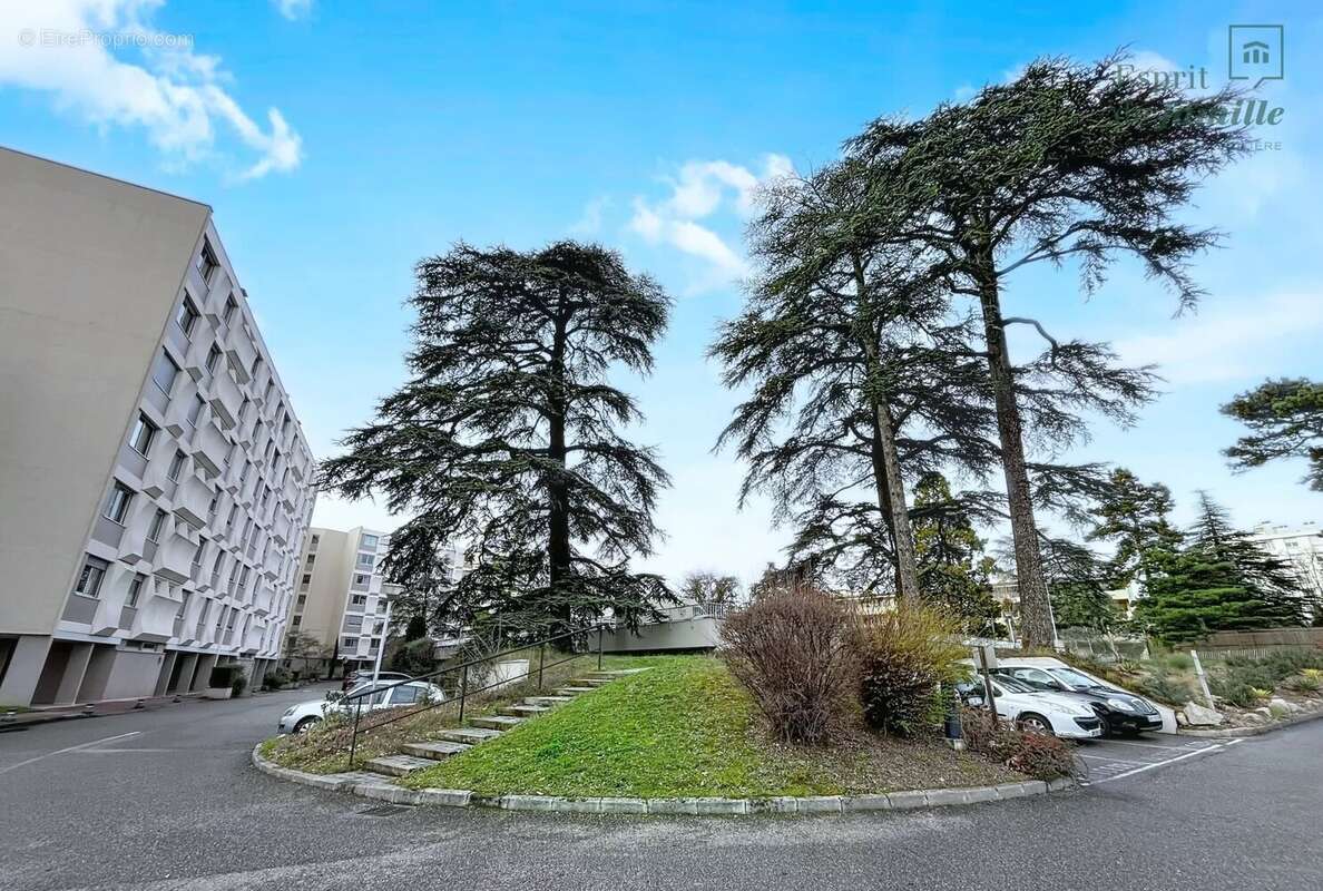 Appartement à CALUIRE-ET-CUIRE