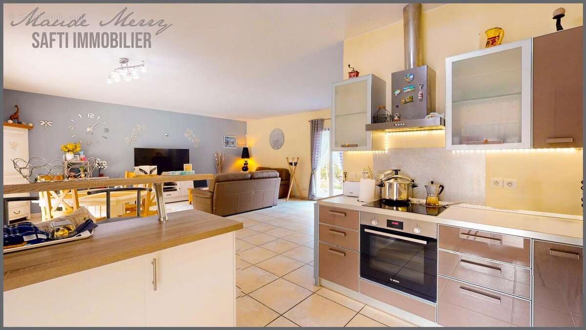 Photo 9 - Maison à LE CANNET-DES-MAURES