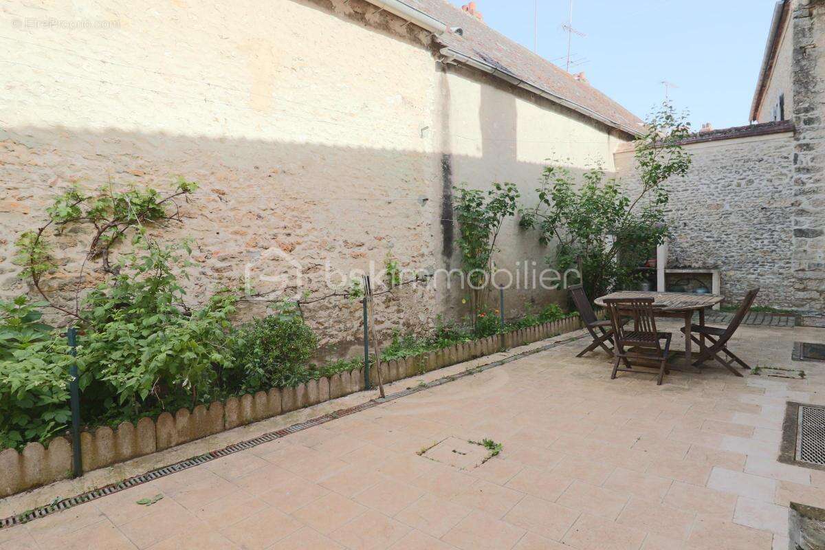 Appartement à PUSSAY