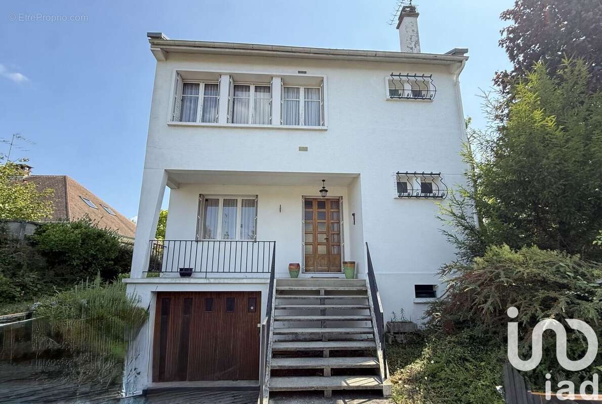 Maison 150 m² à Troyes  - photo 2