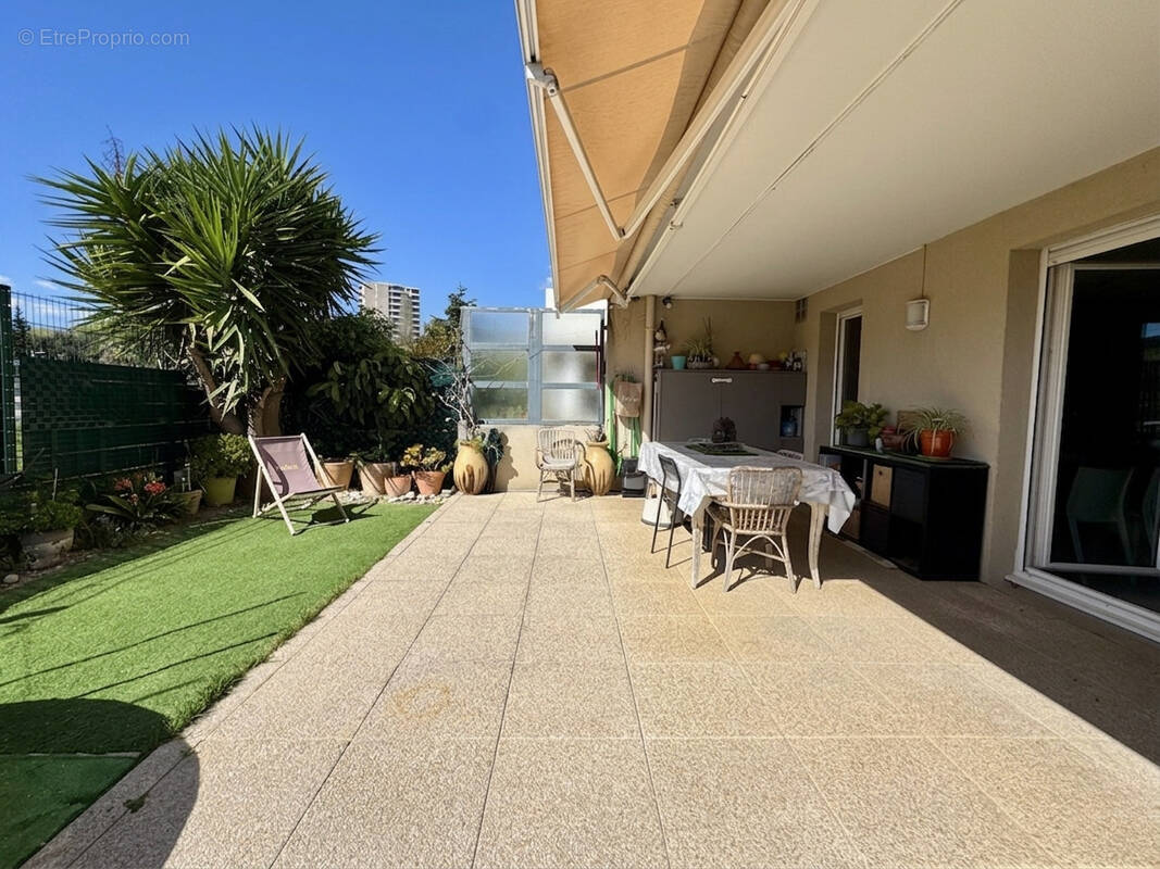 Appartement à MARSEILLE-9E