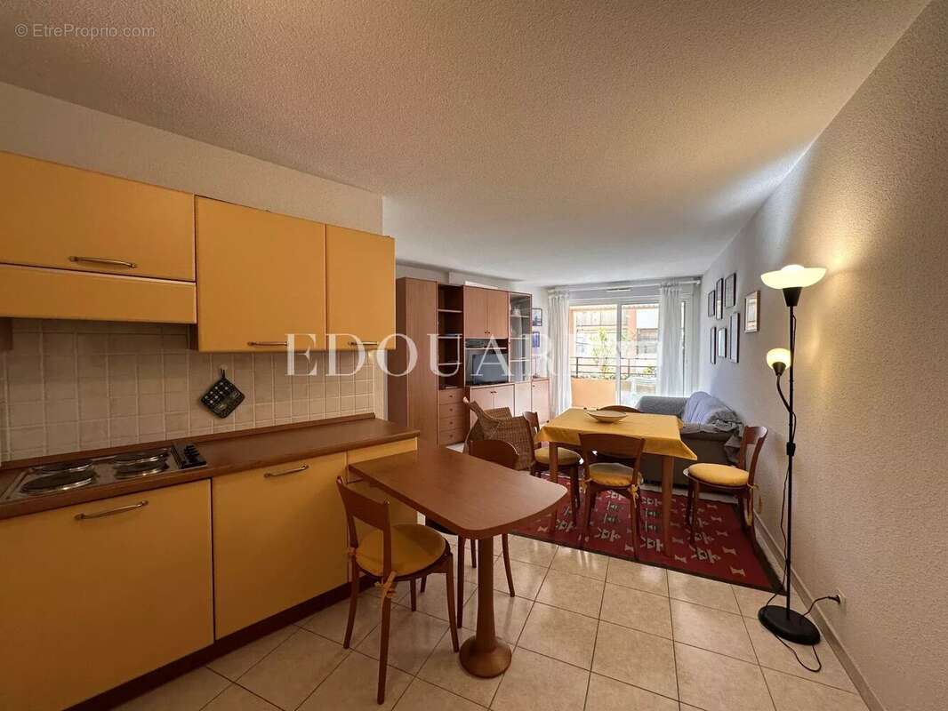 Appartement à ROQUEBRUNE-CAP-MARTIN