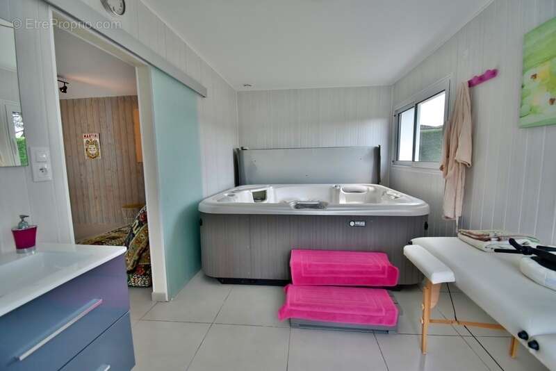 Maison à LIGNAN-DE-BORDEAUX