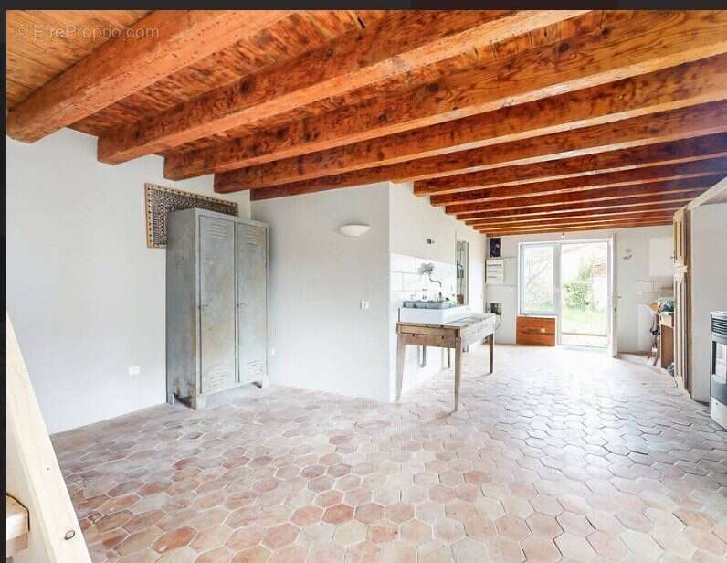 Maison à SAINT-MARCEL