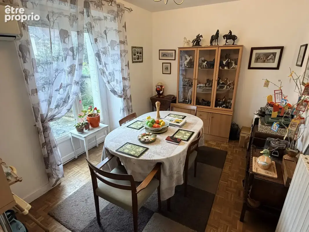 Maison de campagne avec maison d'amis attenante, terrain et enclos - photo 5