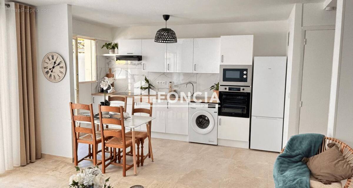 Appartement à LE CANNET