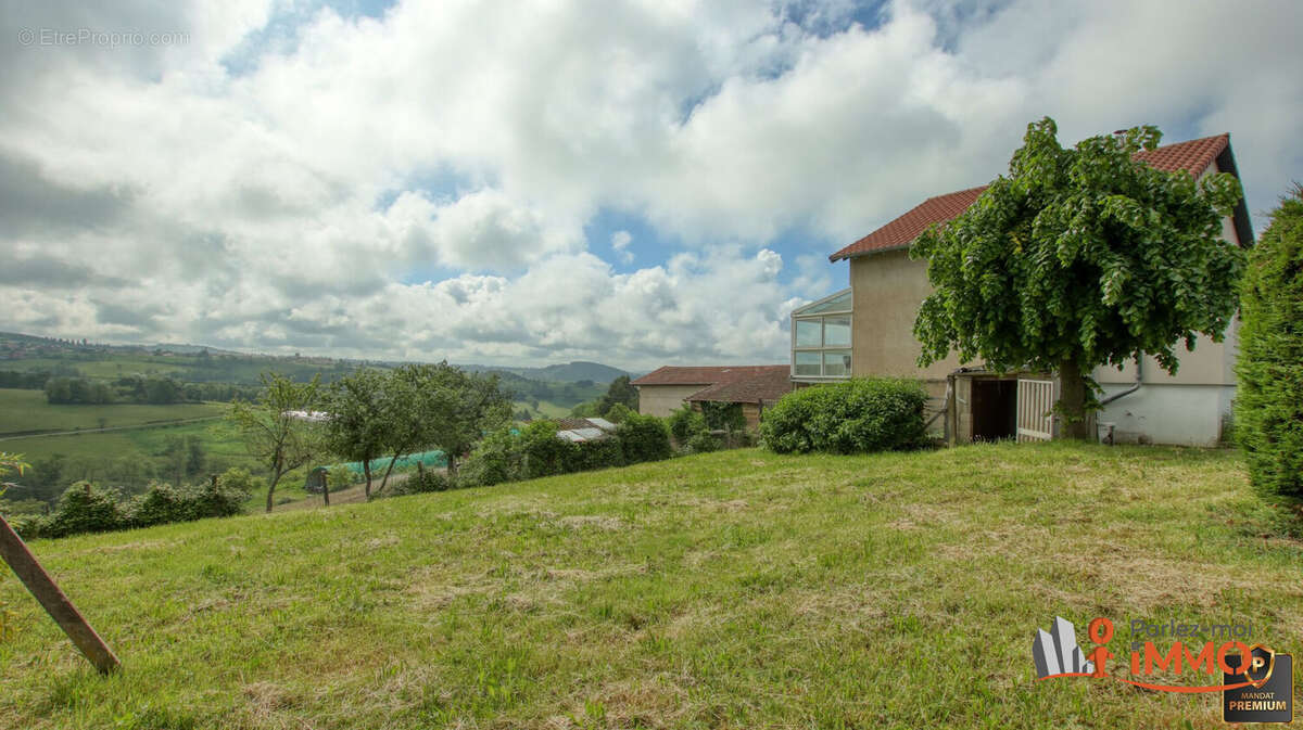 Maison 130 m² à Rozier-En-Donzy  - photo 3
