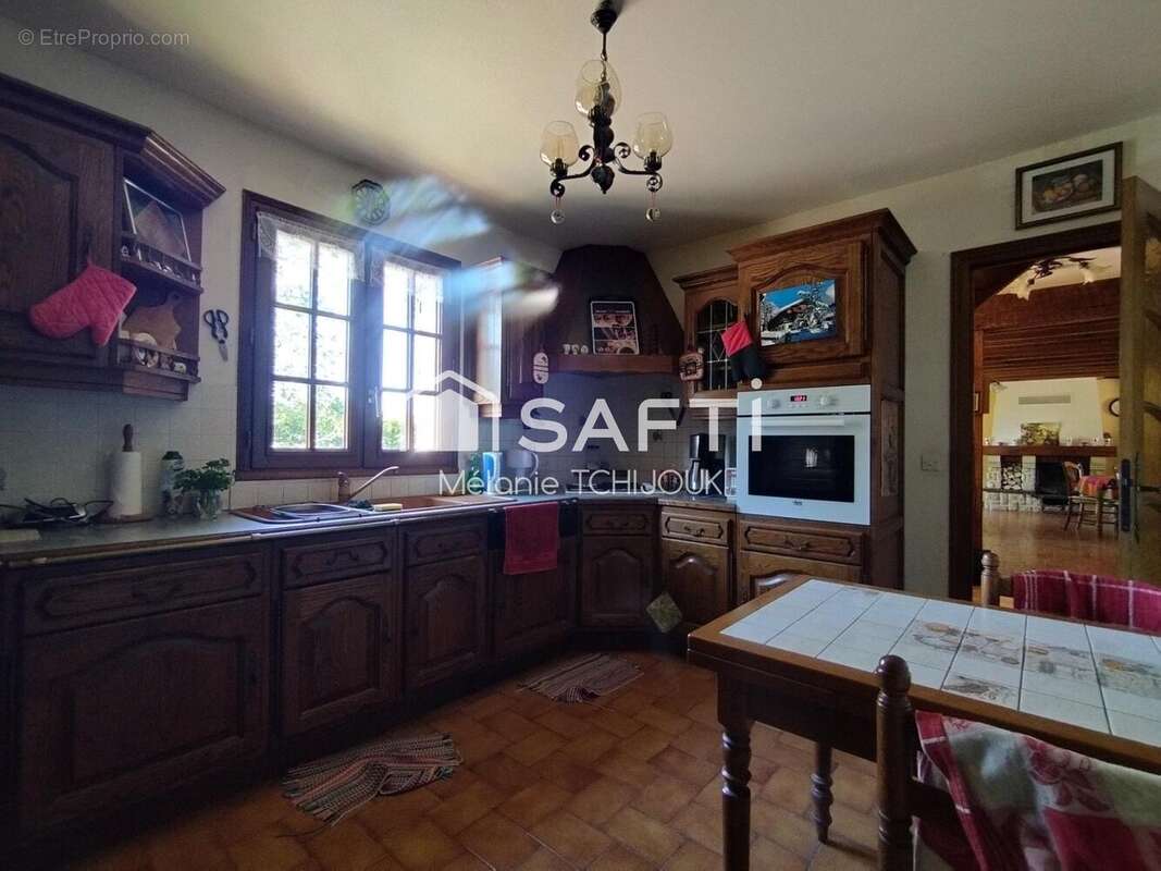 Maison 158 m² à Chatillon-Coligny  - photo 5