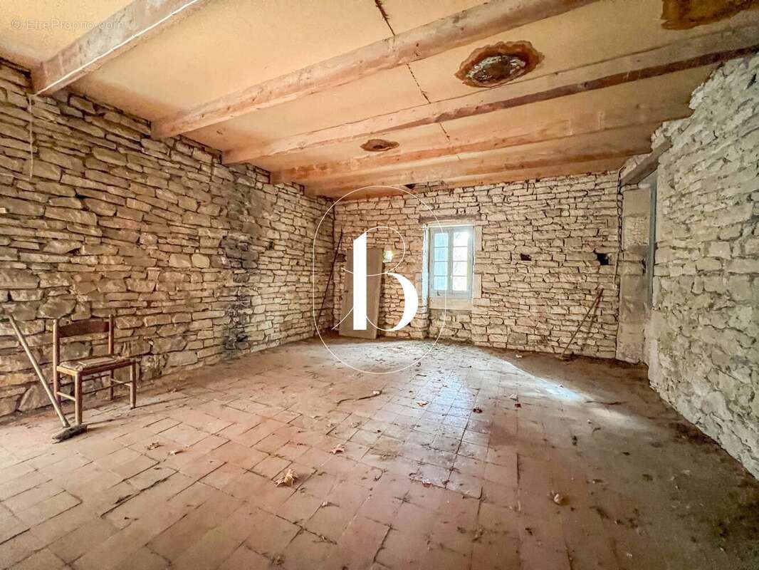 Maison à BARJAC