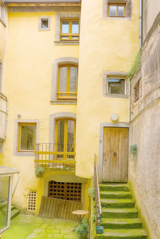 Maison à CLERMONT-FERRAND