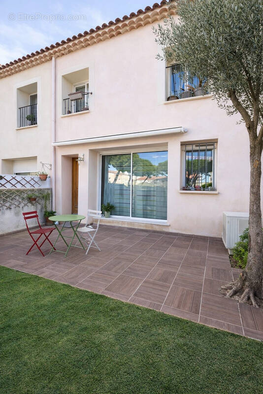 Maison à FRONTIGNAN