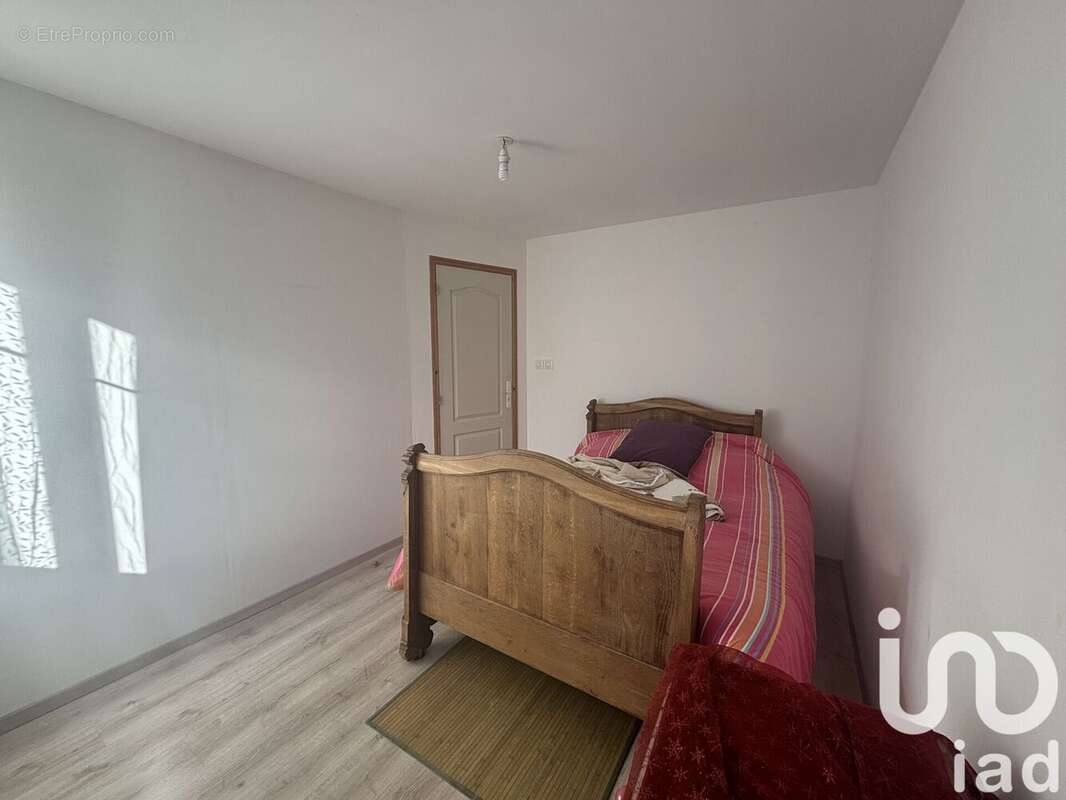 Photo 9 - Maison à ILLOUD