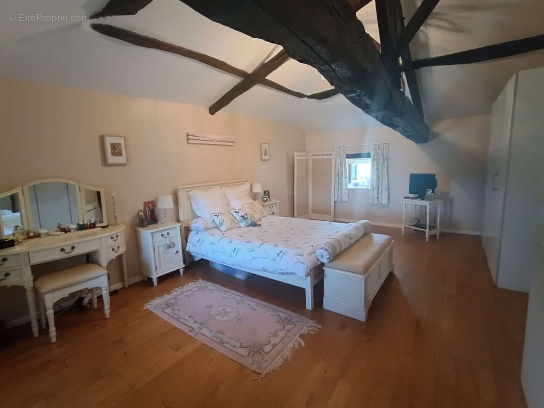 Maison à PLEUVILLE