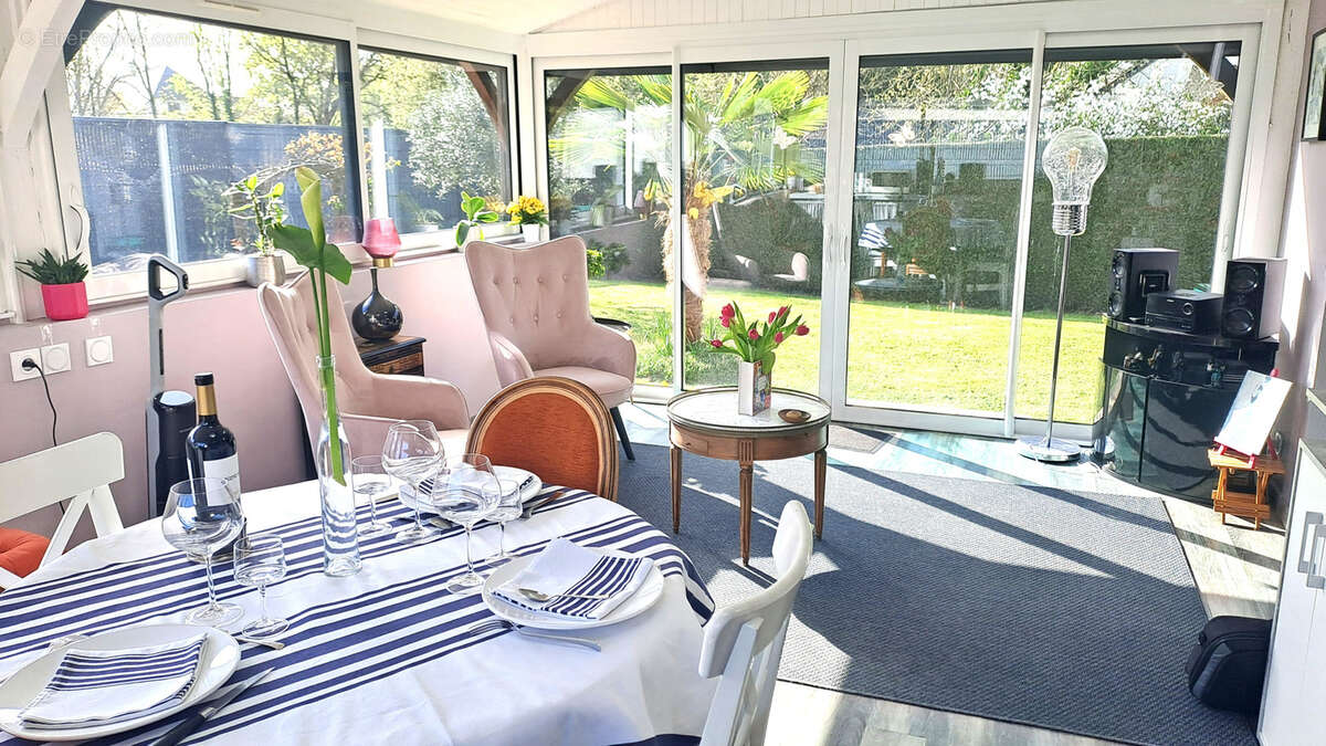 Maison à JUIGNE-SUR-LOIRE