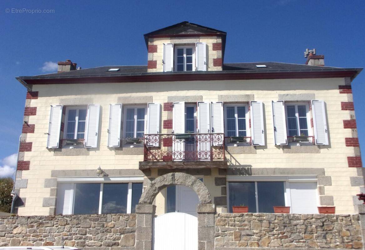 Maison à SAINT-POL-DE-LEON