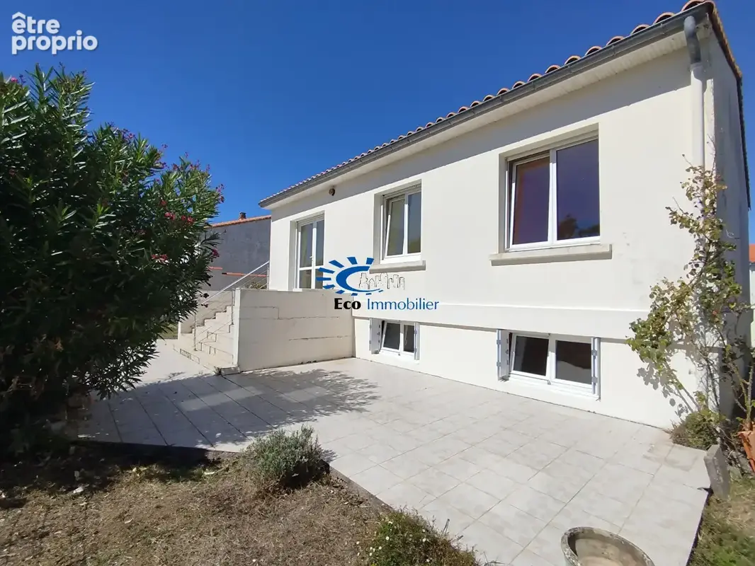 Photo Maison à Aytre au prix de 361 000€