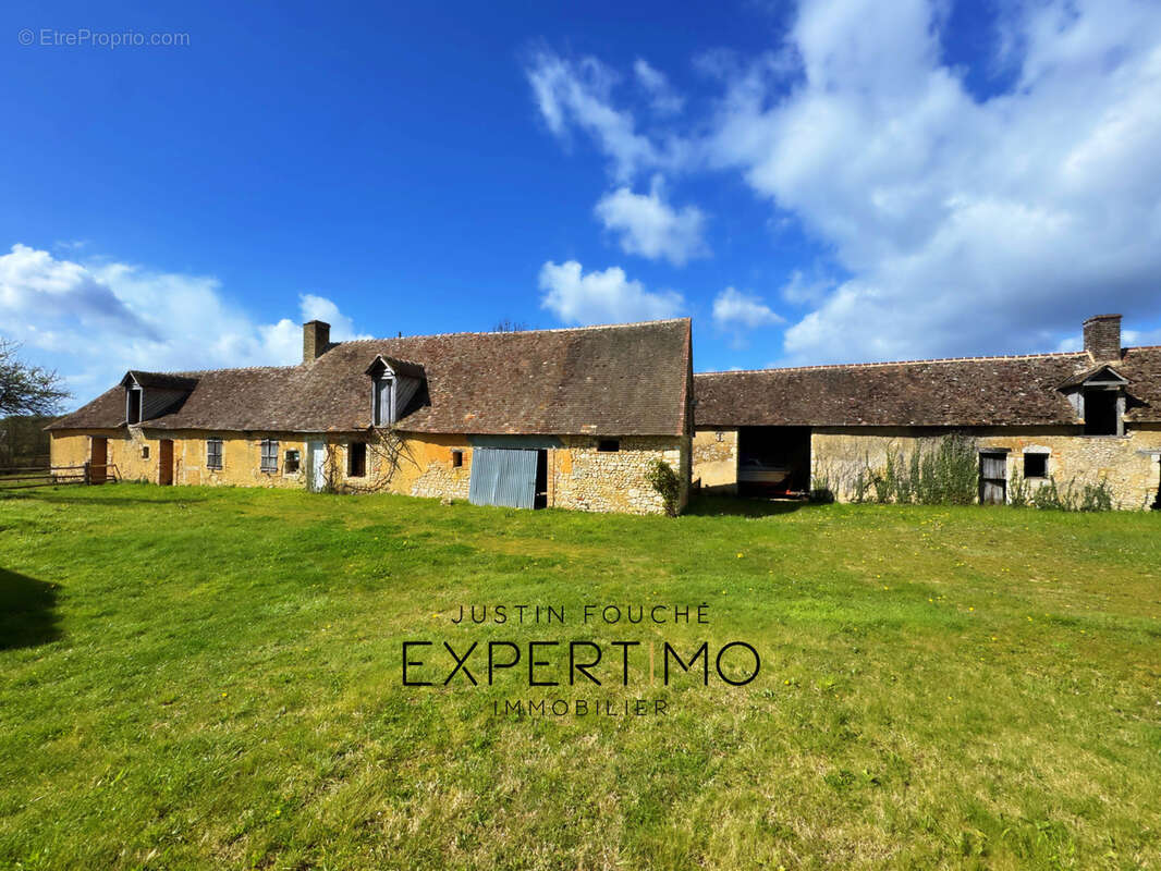 Grande longère 460 m2 à rénover sur 13 061 M2 avec vue panoramique - photo 3