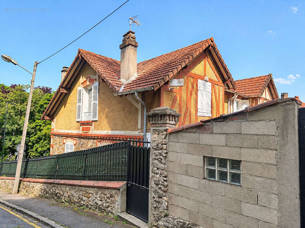 Maison à VILLENEUVE-SAINT-GEORGES