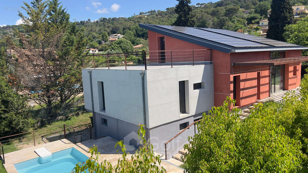 Maison à MOUANS-SARTOUX