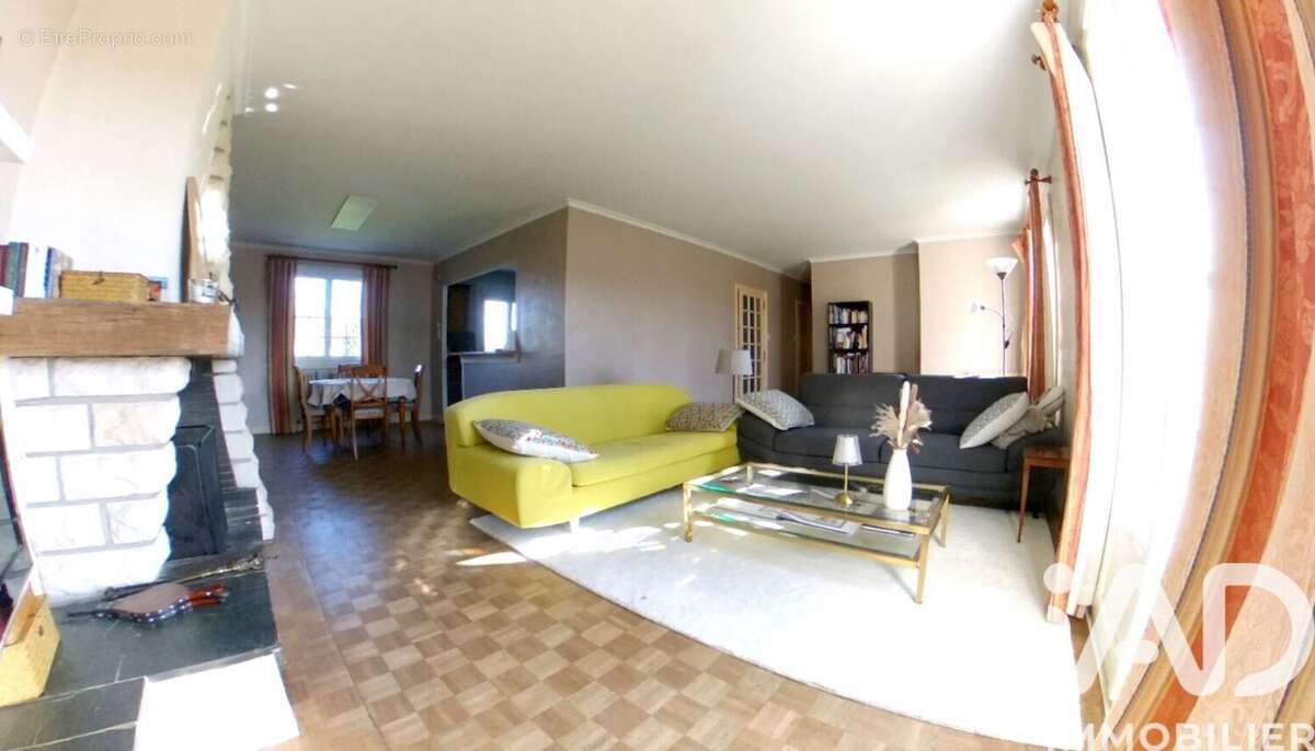 Photo 3 - Maison à LOUVERNE