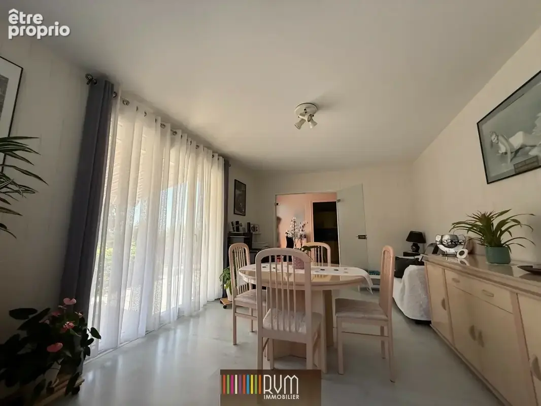 Maison 4 pièces 81 m² à vendre à Pressiat (01370) - photo 7