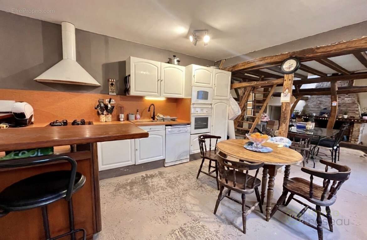Maison 122 m² à Lyons-La-Foret  - photo 5