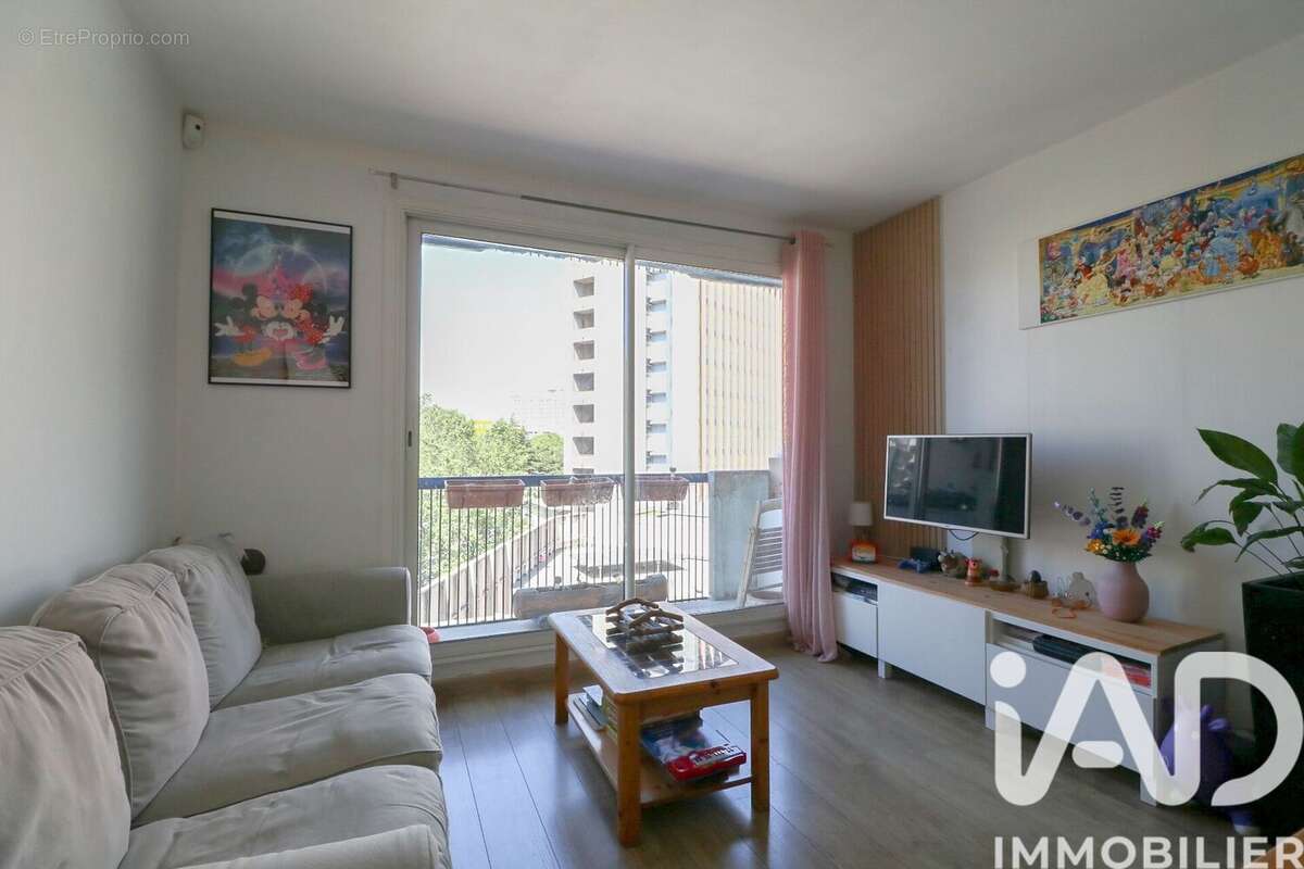Photo 3 - Appartement à MARSEILLE-10E