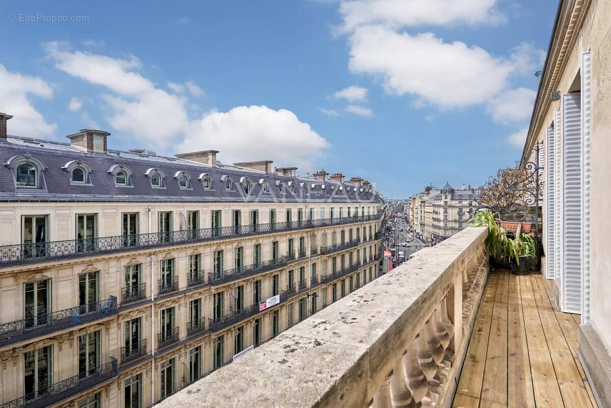 Appartement à PARIS-9E