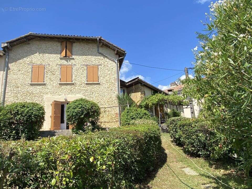 Maison 203 m² à Cazaubon  - photo 65