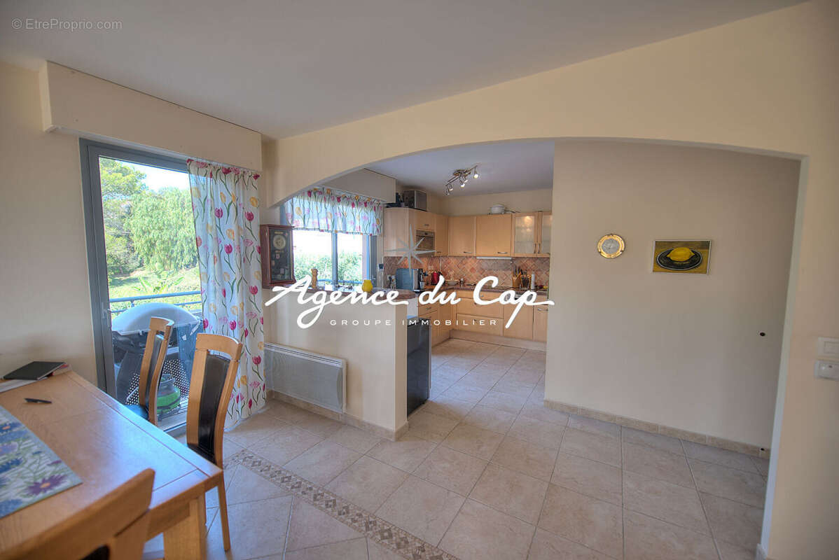 Appartement à SAINT-RAPHAEL