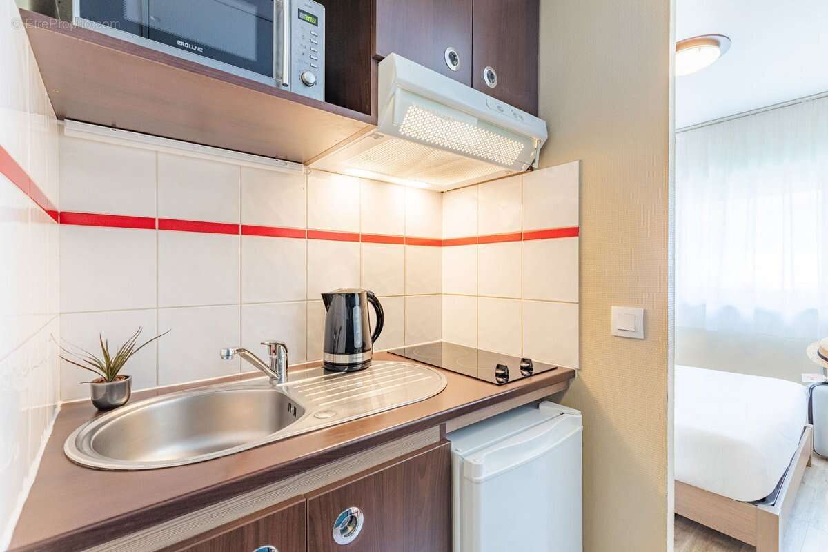 INVESTISSEMENT LOCATIF  NICE - Résidence Appart'City Classic Nice Acropolis- 6.42% de rentabilité - photo 4